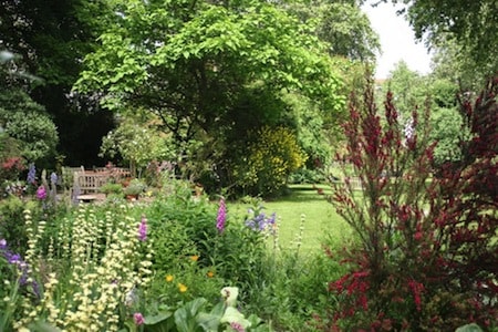 Notting Hill and Kensington Garden Squares - Eccleston Square