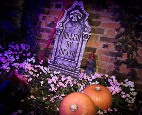 Halloween events in London 2017 - gravestone and pumpkins