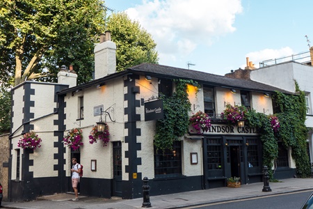 dog friendly activities, The Windsor Castle
